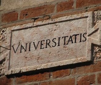 university sign (in latin)