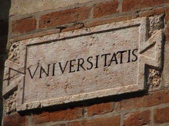 university sign (in latin)